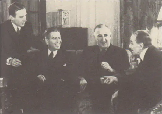 Adolf Berle, Rexford G. Tugwell, Raymond Moley and Louis Howe in the White House (March, 1933)