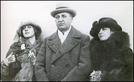 Clare with Albert E. Austin and her mother in 1922.