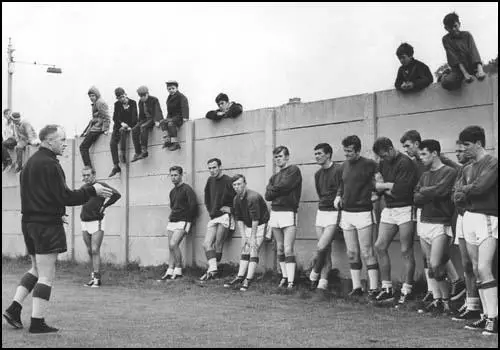 Bill Shankly coaching Liverpool players Ian St John, Gordon Milne, George Scott,Alfie Arrowsmith, Ron Yeats, Tommy Lawrence, Jim Furnell, Fred Molyneaux, Alex Totten, Alan A'Court and Brian Halliday.