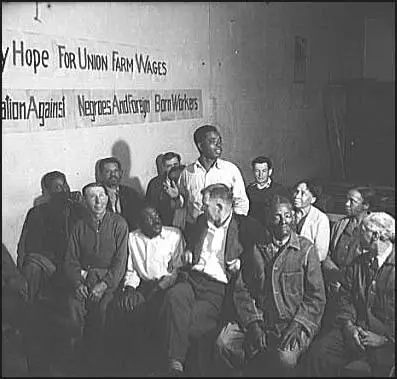 Marion Post Wolcott, Meeting of AgriculturalWorkers Union in New Jersey (1937)