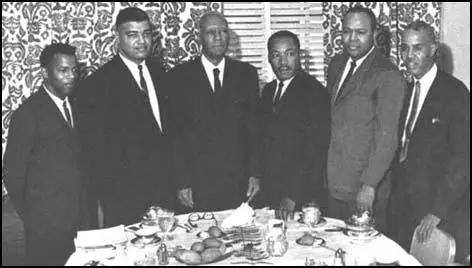 John Lewis, Whitney Young, Philip Randolph, MartinLuther King, James Farmer and Roy Wilkins in 1963.