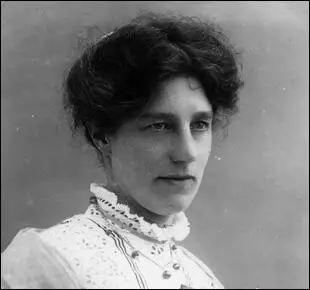 Marie Brackenbury (1910)