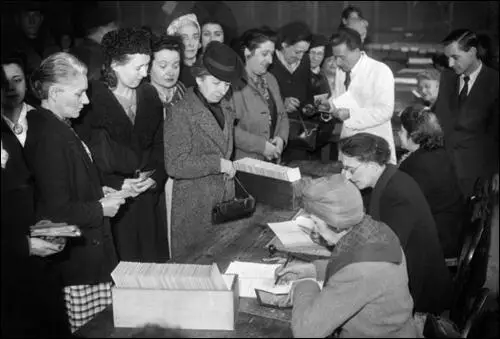 French women vote for the first time on 21st October 1949.
