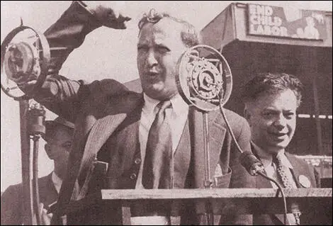 Jay Lovestone making a speech (c. 1935)