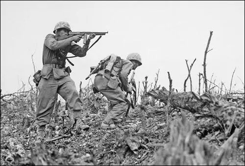 Fighting at Wana Ridge during the Battle of Okinawa (May 1945)