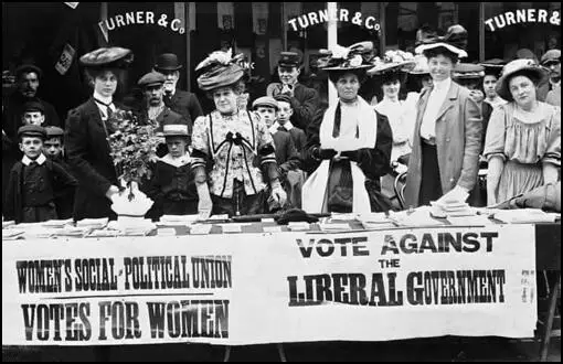 Women's Social and Political Union campaigning against the Liveral Government (1911)