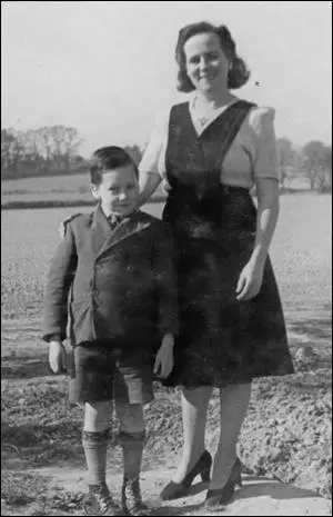 (4) Paternal Grandmother Ivy Cox 1911-2008 with her youngest child Stan