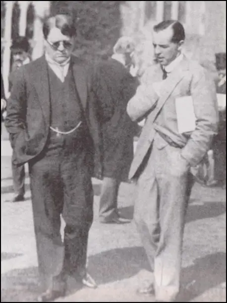 Lord Northcliffe and Geoffrey Dawson