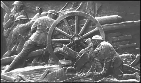 Gilbert Ledward, 18-pounder Gun in Action (1919)