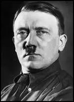 Adolf Hitler: 1932-1935