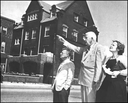 Russell Ballard showing Senator Paul Douglass and Mrs. McCormick the Hull House Settlement.