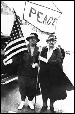 Mary McDowell and Jane Addams at a protest meeting in 1932.