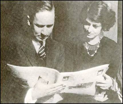 Robert Benchley and Dorothy Parker in 1919.