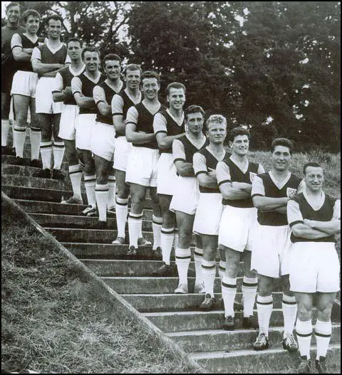 West Ham first-team players at the beginning of the 1958-59 season. From top to bottom: Ernie Gregory, John Bond, Malcolm Pyke, Andy Nelson, Vic Keeble, Noel Cantwell, John Dick, Ken Brown, Bill Lansdowne, Andy Malcolm, Mike Grice, Malcolm Musgrave, John Smith and Bill Dare.